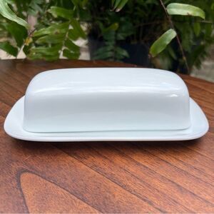 Not for sale William Sonoma Open Kitchen butter dish EXCELLENT CONDITION